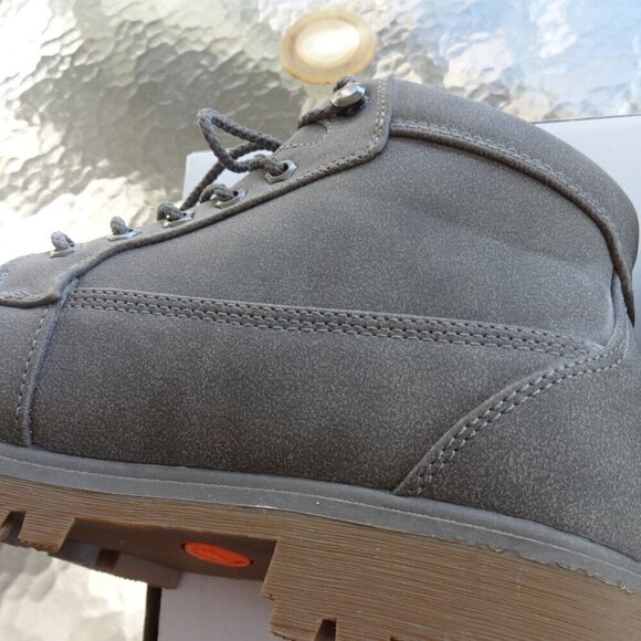 LUGZ Mantle Mid women's size 9 Grey desert style boots slip resistant mid weight - Picture 8 of 16